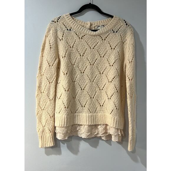 Anthropologie Lili's Closet Button Back Beige Sweater Size Small - Picture 1 of 7